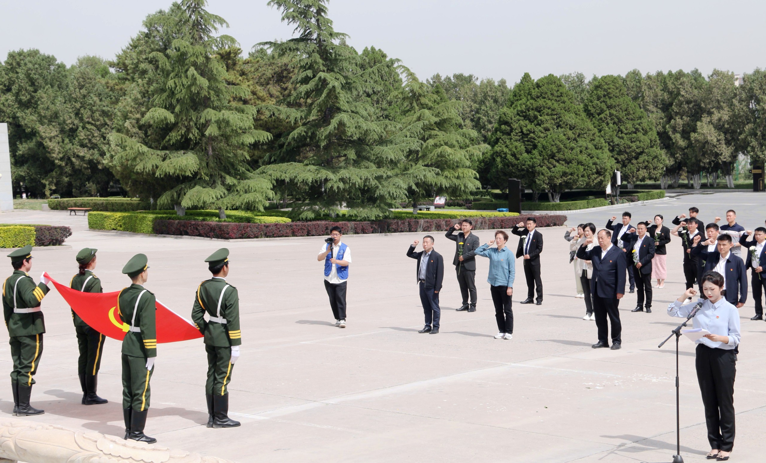 1715928585159003.jpg 1715928585159003.jpg