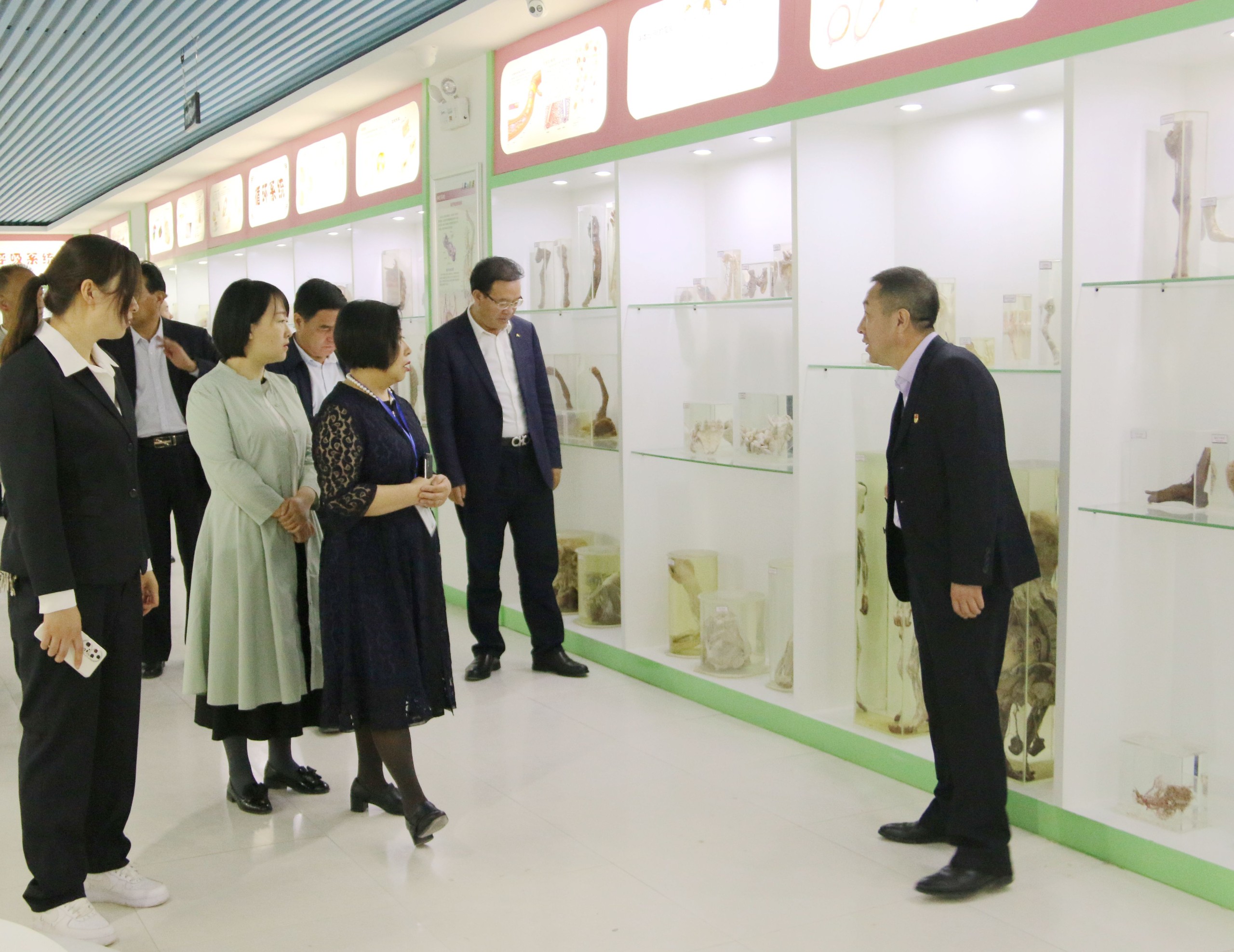 1718323994952037.jpg 1718323994952037.jpg